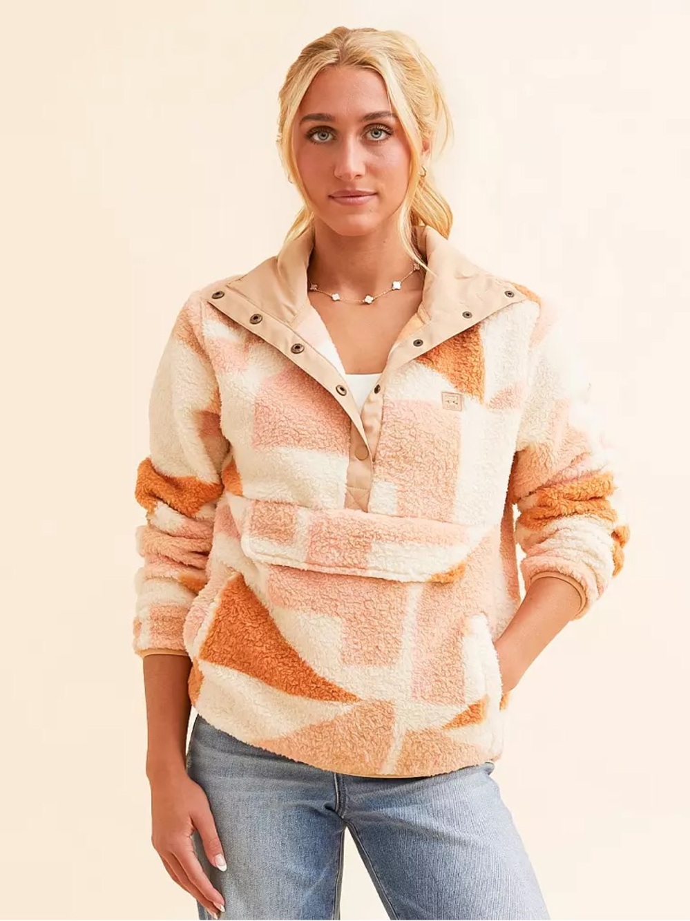 Billabong Geometric Pull-Over Jacket in Peach Cream
